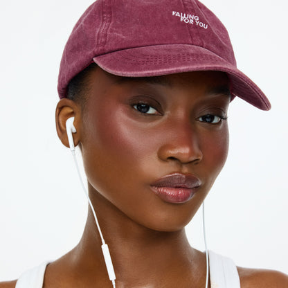 Wonderskin Off-Duty Cap