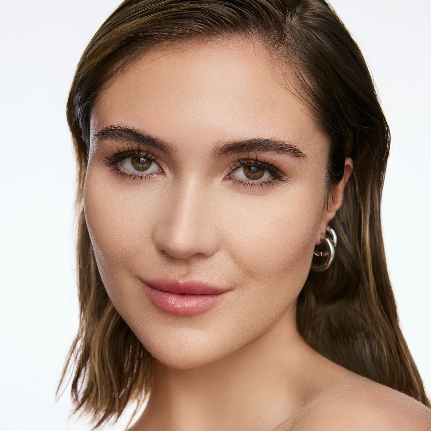 Hyper Bond All-Day Stay Serum Foundation
