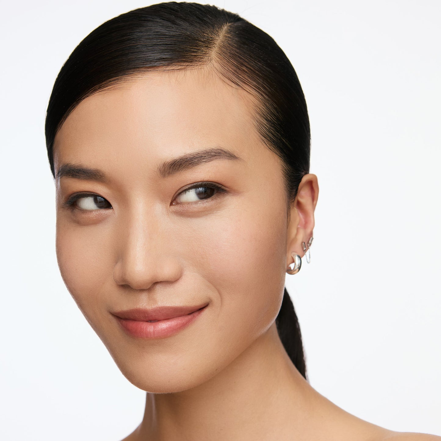 Hyper Bond All-Day Stay Serum Foundation