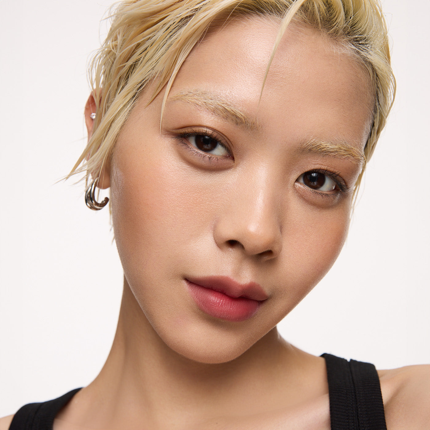 Wonder Blading Lip Stain Masque in XOXO